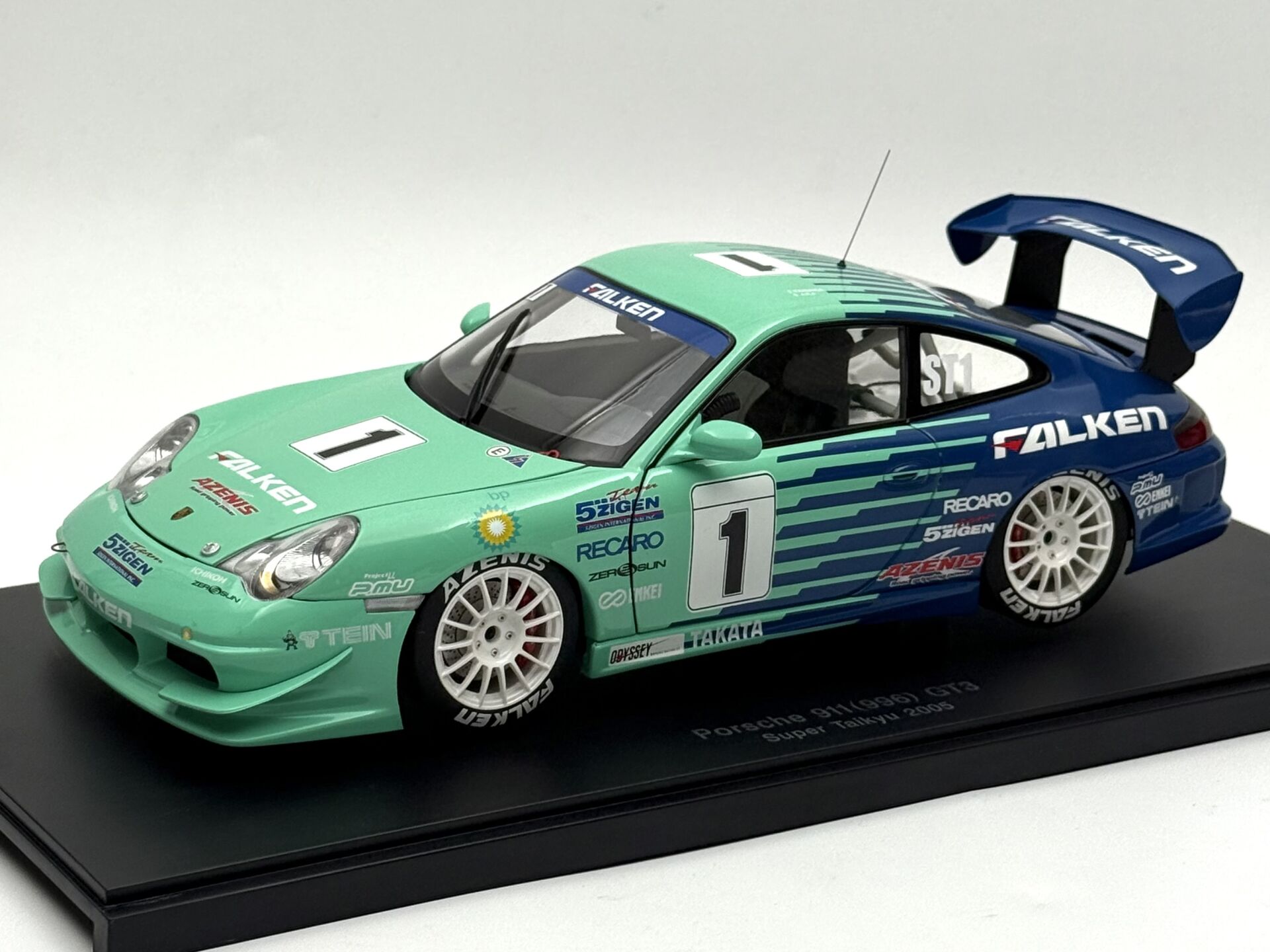 1:18 Porsche 911 996 GT3 Super Taikyu 2005 Falken - Autoart
