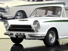 1:18 Lotus Cortina Mk1 White 1964 - Autoart Millennium