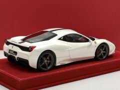 1:18 Ferrari 458 Speciale 2013 Fuji White - MR Collection