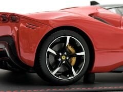 1:18 Ferrari SF90 Stradale 2019 Rosso Corsa/Black Roof - BBR Model