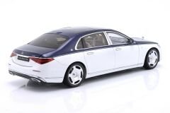 1:18 Mercedes-Maybach S680 V12 Blue/White 2021 - Almost Real
