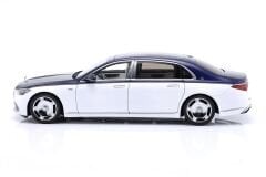1:18 Mercedes-Maybach S680 V12 Blue/White 2021 - Almost Real