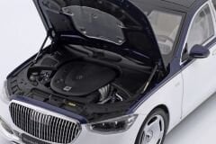 1:18 Mercedes-Maybach S680 V12 Blue/White 2021 - Almost Real