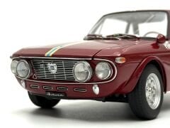 1:18 Lancia Fulvia 1.6HF FANALONE Amaranto Montebello - Autoart Millennium