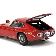 1:18 Toyota 2000 GT Coupe Upgraded 1967 Red - Autoart