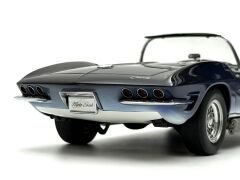 1:18 Chevrolet Corvette Spider Mako Shark 1961 - Autoart Millennium