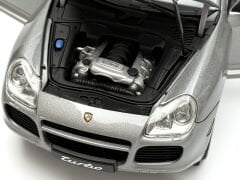 1:18 Porsche Cayenne Turbo 2002 Grey Met 78061 - Autoart Millennium