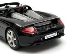 1:18 Porsche Carrera GT Black Interior 78047 2003 - Autoart