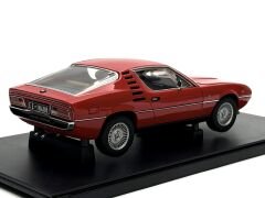 1:18 Alfa Romeo Montreal 1970 Red 70172 - Autoart