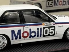 1:18 BMW M3 E30 Mobil 1 1988 ATCC #05 Peter Brook - Autoart