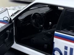 1:18 BMW M3 E30 Mobil 1 1988 ATCC #05 Peter Brook - Autoart