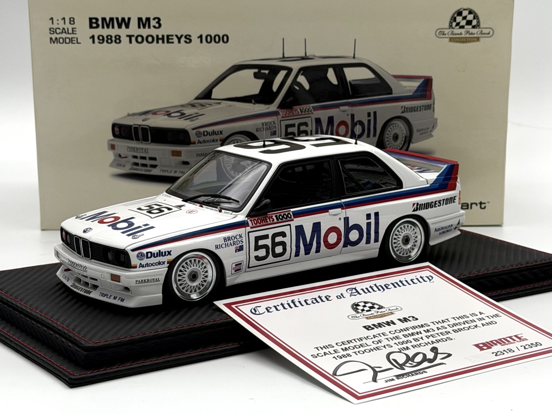 1:18 BMW M3 E30 Mobil 1 1988 Bathurst #56 Peter Brook - Autoart