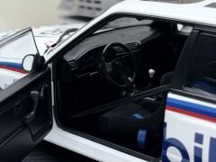 1:18 BMW M3 E30 Mobil 1 1988 Bathurst #56 Peter Brook - Autoart
