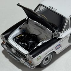 1:18 Ford England Cortina Mk1 Rally Safari 1964 - Autoart