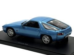 1:18 Porsche 928 Minerva Blue Metallic 1977 - Autoart