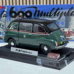1:18 FIAT 600 Multipla Italian Taxi 1956 - MiniMiniera