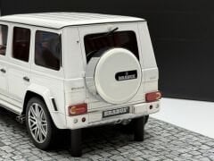 1:18 Mercedes-BRABUS B63 620 Widestar White 005/100 - Minichamps First Class