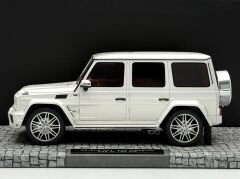 1:18 Mercedes-BRABUS B63 620 Widestar White 005/100 - Minichamps First Class