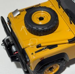 1:18 Land Rover 110 Camel Trophy Borneo 1985 Support Unit - Almost Real