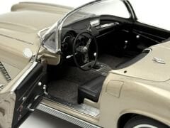 1:18 Chevrolet Corvette C1 1962 Fawn Beige 71101 - Autoart