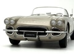 1:18 Chevrolet Corvette C1 1962 Fawn Beige 71101 - Autoart