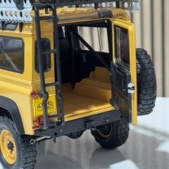 1:18 Land Rover 90 Camel Trophy Borneo 1985 - Almost Real