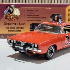 1:18 Dodge Charger General Lee The Dukes of Hazzards -Auto World