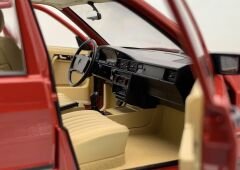 1:18 Mercedes-Benz 190E W201 Signal Red 1982 - Norev