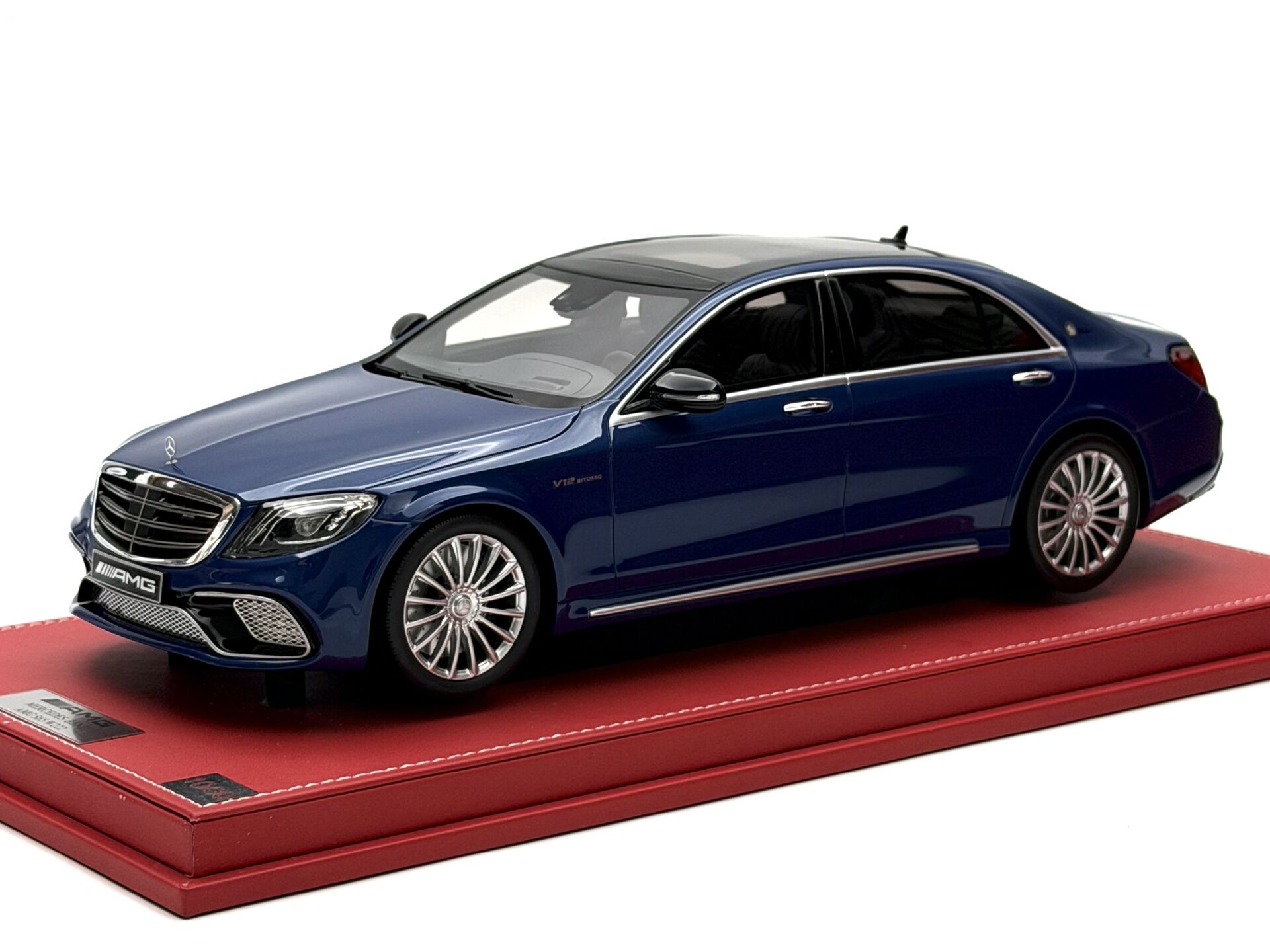 1:18 Mercedes-Benz S65 AMG W222 Blue/Silver - MK Miniatures