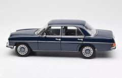 1:18 Mercedes-Benz 200 W115 Midnight Blue 1973 - Norev