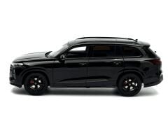 1:18 AUDI Q6 SUV Black 2022 - Paudi Model