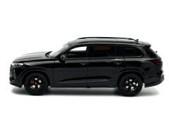 1:18 AUDI Q6 SUV Black 2022 - Paudi Model