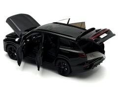 1:18 AUDI Q6 SUV Black 2022 - Paudi Model