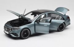 1:18 Mercedes-Benz E Class W214 Verdesilver - I Scale