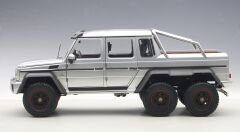 1:18 Mercedes-Benz G63 AMG 6x6 2013 Silver - Autoart Signature
