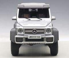 1:18 Mercedes-Benz G63 AMG 6x6 2013 Silver - Autoart Signature