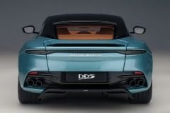1:18 Aston Martin DBS Superleggera Caribbean Blue 70299 -Autoart