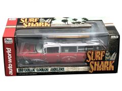 1:18 Cadillac Eldorado Ambulance Surf Shark 1959 - Auto World