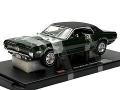 1:18 Mercury Cougar XR7G Augusta Green 1968 - SunStar
