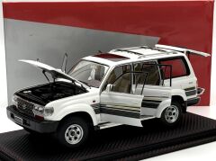 1:18 Toyota Land Cruiser J8 4WD White - Keng Fai
