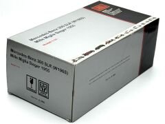 1:18 Mercedes-Benz 300 SLR W196S Stirling Moss 1955 - CMC