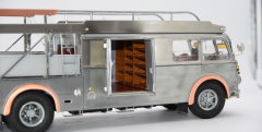 1:18 FIAT 642 RN2 Renntransporter Bartoletti Clear Finish - CMC