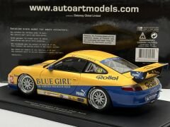 1:18 Porsche 911 996 GT3 2005 Macau Winner #88 Blue Girl - Autoart