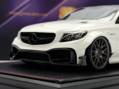 1:18 Mercedes-Benz C63s Darwin Pro Widebody White - GLM Models