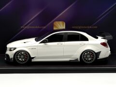 1:18 Mercedes-Benz C63s Darwin Pro Widebody White - GLM Models