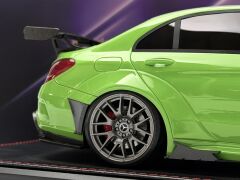 1:18 Mercedes-Benz C63s Darwin Pro Widebody Green - GLM Models