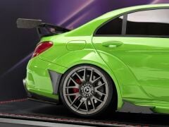 1:18 Mercedes-Benz C63s Darwin Pro Widebody Green - GLM Models