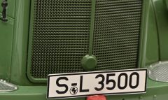 1:18 Mercedes-Benz L3500 Truck Flatbed/Plane 1950 - Schuco