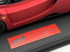 1:18 Ferrari Enzo Matt Soft Red 20 pcs - BBR DELUXE