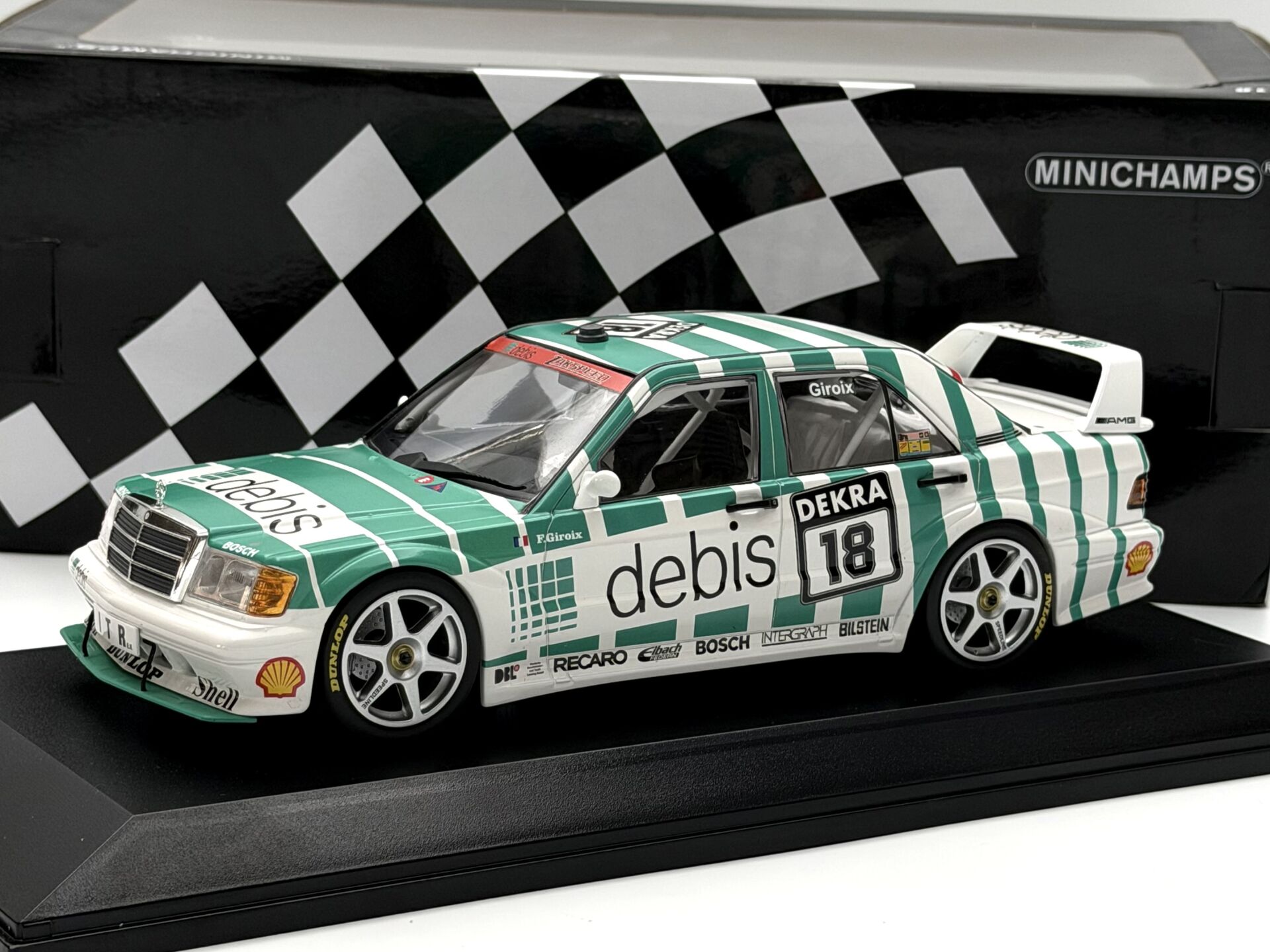 1:18 Mercedes-Benz 190E 2.5 Evo2 1991 DTM Zakspeed - Minichamps